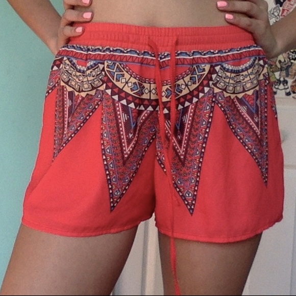 Pants - Vintage Flowy Shorts
